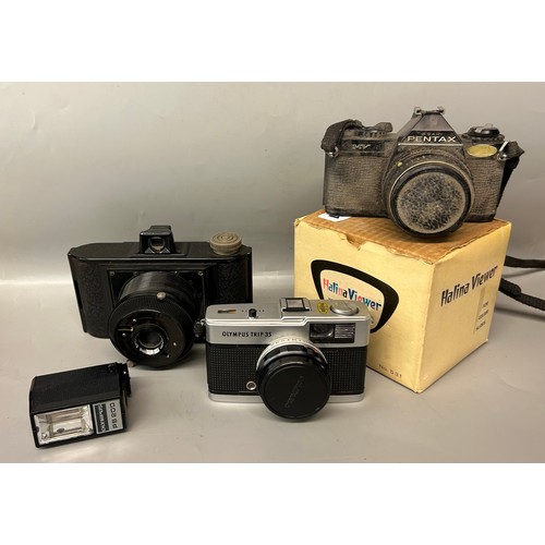 551 - WEMBLEY SPORTS CAMERA, PENTAX CAMERA, AND OLYMPUS TRIP-35