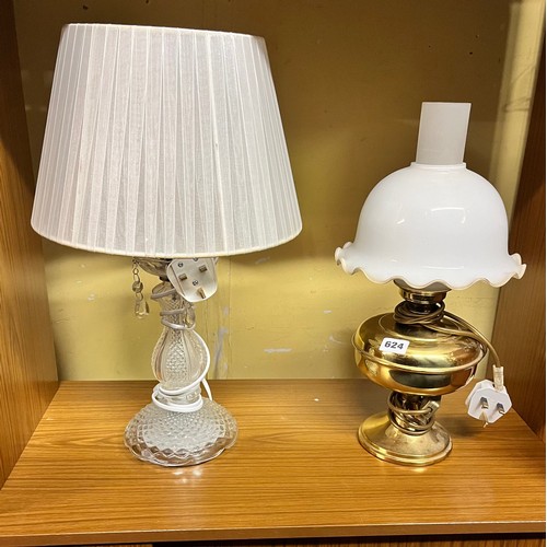 561A - BRASS ELECTRIFIED OIL TYPE LAMP AND GLASS TABLE LAMP