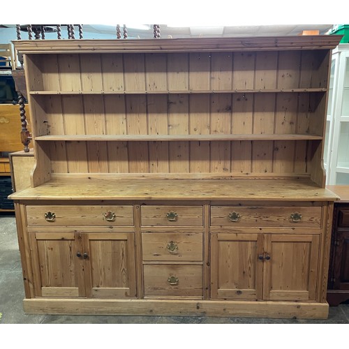 228 - LARGE VICTORIAN STYLE FARMHOUSE DRESSER WITH ENCLOSED PLATE RACK