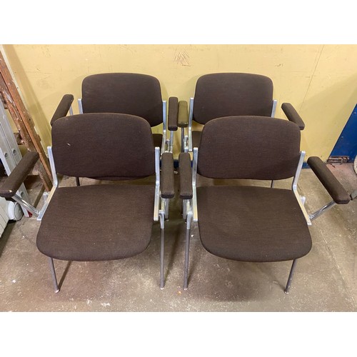 39 - SET OF FOUR 1960s ITALIAN CASTELLI DSC106 CHAIRS WITH ARM RESTS BY GIANCARLO PIRETTI