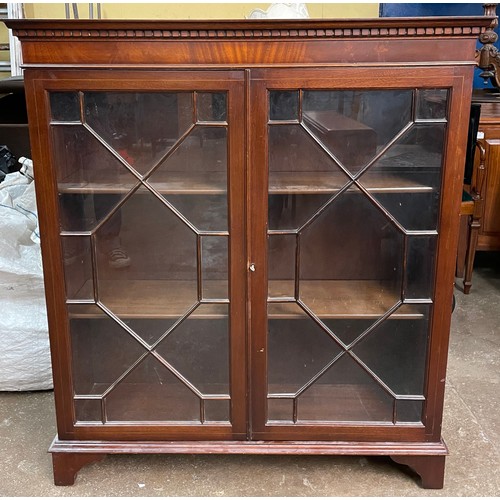 79 - REPRODUCTION MAHOGANY ASTRAGAL GLAZED CABINET