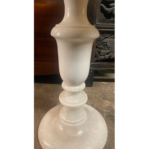 242 - ALABASTER CIRCULAR PEDESTAL TABLE