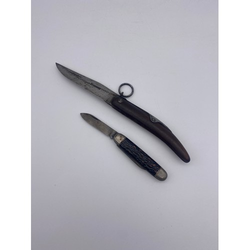 688 - 19TH CENTURY FRENCH POCKET KNIFE THE BALDE IMPRESSED 31 BESSET AND A SMALL POCKET KNIFE