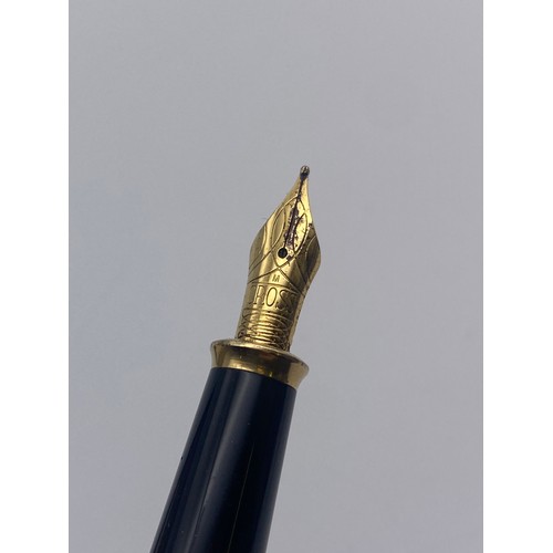 754 - BOXED CROSS FOUNTAIN PEN