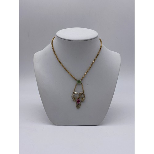 764 - 9CT GOLD BELCHER CHAIN WITH UNMARKED ART NOUVEAU SEED PEARL, ROSE QUARTZ AND PERIDOT PENDANT 8.8G OV... 