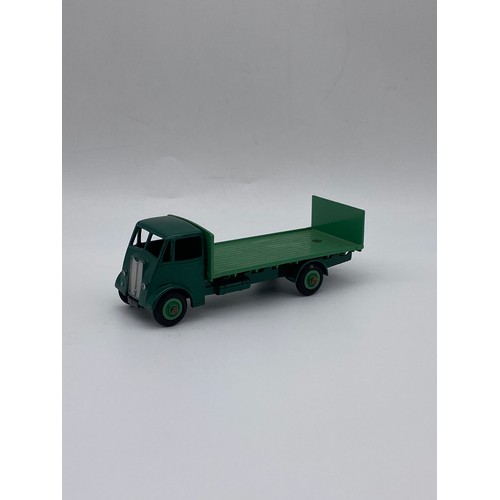 553 - DIE CAST DINKY TOYS - GUY FLAT TRUCK WITH TAIL BOARD 513