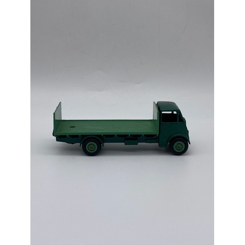 553 - DIE CAST DINKY TOYS - GUY FLAT TRUCK WITH TAIL BOARD 513