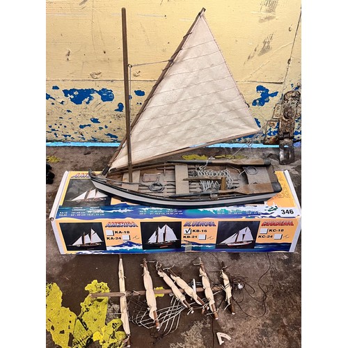 287 - SMALL MODEL OF A BOAT A/F