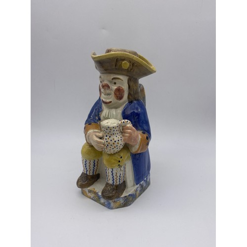 312 - EARLY 19TH CENTURY PRATTWARE TOBY JUG WITH HAT A/F