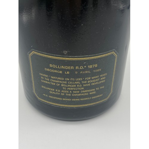 679 - BOTTLE OF BOLLINGER 1975 CHAMPAGNE