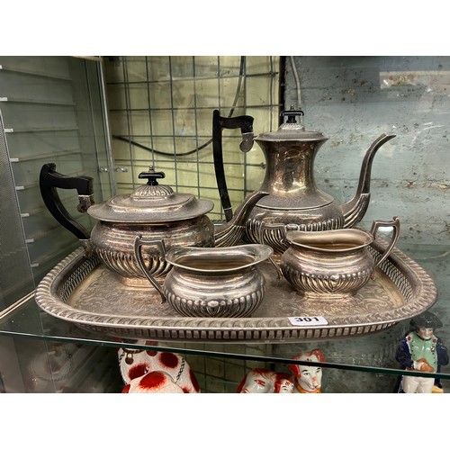 301 - EPNS REGENCY STYLE BATS WING FOUR PIECE TEA/COFFEE SERVICE ON TRAY