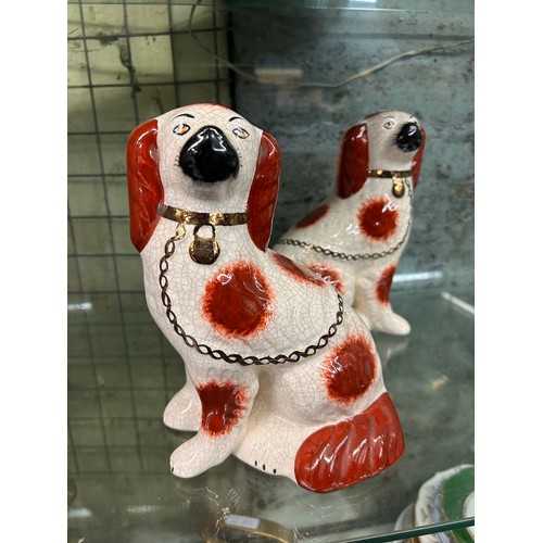 298 - REPRODUCTION STAFFORDSHIRE PAIR OF SPANIELS, AND RECUMBANT DOG AND PUPPY FIGURE GROUPS