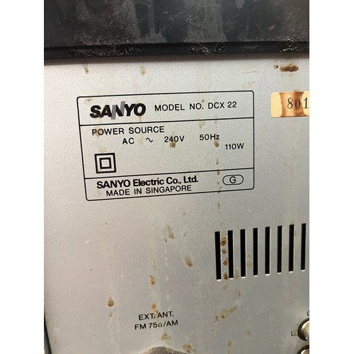 482 - SANYO HIFI STEREO SOUND SYSTEM