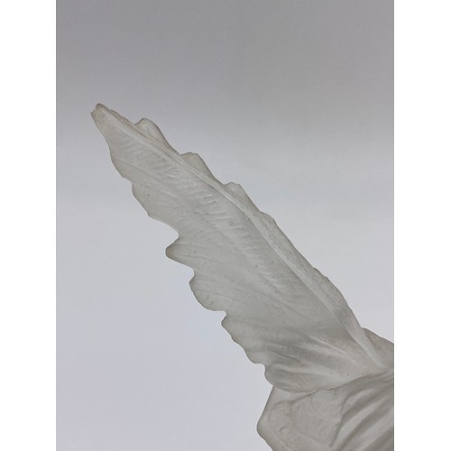 655 - FROSTED GLASS PHEASANT/GROUSE ON WHITE METAL BASE