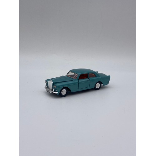 586 - DIE CAST DINKY TOYS - ROLLS ROYCE SILVER CLOUD MARK III 127