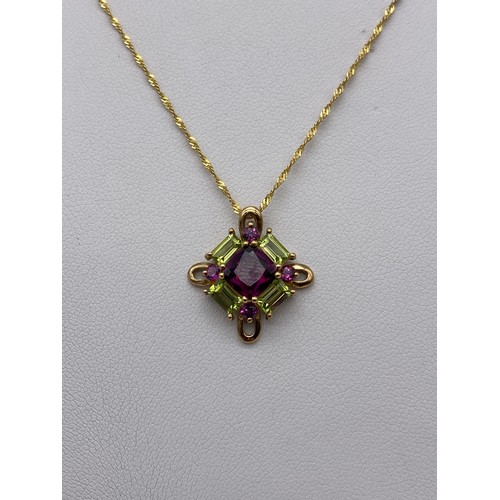 437 - 9CT GOLD ROPE TWIST CHAIN WITH AMETHYST AND PERIDOT LOZENGE PENDANT 44CM 3.2G OVERALL APPROX