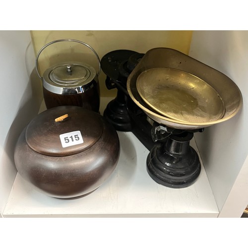 515 - SET OF PAN SCALES, SMALL OAK TEA BARRELL CANISTER, AND GOURD CANISTER