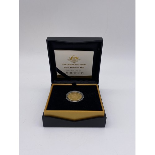 383 - BOXED ROYAL AUSTRALIAN MINT QUEEN ELIZABETH II SIXTH PORTRAIT 2019 25 DOLLAR GOLD PROOF COIN