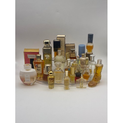 704 - SELECTION OF LADIES PERFUMES AND FRAGRANCES INC. CHANEL NO.5 AND GIVENCHY (SOME OPENED)