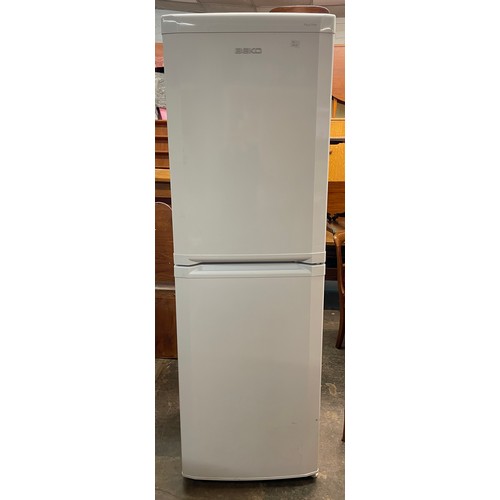 62 - BEKO A CLASS FROST FREE FRIDGE FREEZER