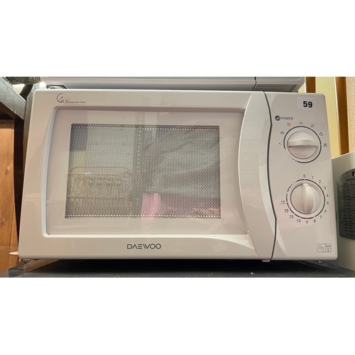 59 - DAEWOO RS MICROWAVE OVEN