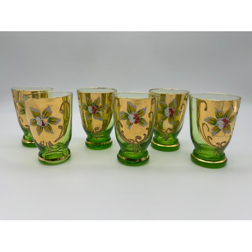 321 - MURANO STYLE GREEN TINTED AND GILT LIQUEUR SET ON TRAY