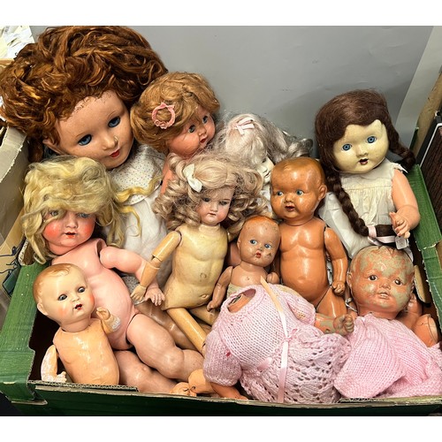 417 - CARTON OF ANTIQUE PORCELAIN HEADED DOLLS AND SOME MIXED DOLL PARTS