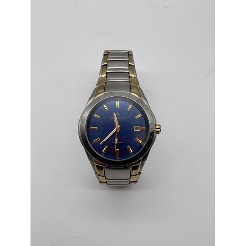 526 - GENTS ACCURIST BLUE DIAL STAINLESS STEEL WRISTWATCH