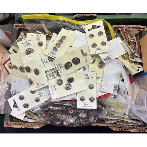 294 - CARTON OF CARDED SELECTION OF HABERDASHERY BUTTONS