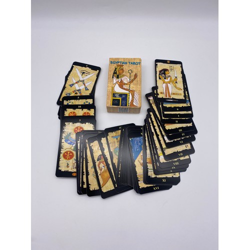 672 - PACKET OF EGYPTIAN PAPYRUS DESIGN TAROT CARDS BY SILVANA ALASIA