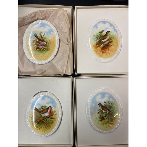 706 - SET OF FOUR COALPORT OVAL PLATES/PLAQUES DECORATED WITH BIRDS