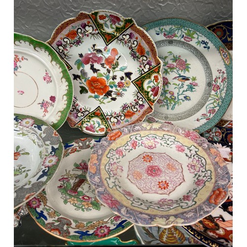 430 - SHELF OF MASONS AND IRONSTONE 19TH C PLATES AND SOUP BOWLS