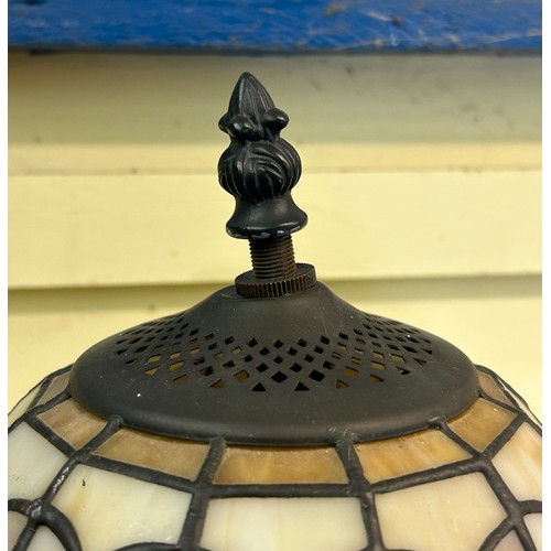 495 - REPRODUCTION TABLE LAMP WITH TIFFANY INSPIRED DOME SHADE