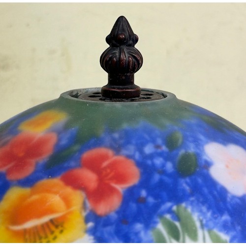 496 - REPRODUCTION TABLE LAMP WITH GLASS HUMMINGBIRD SHADE AND A TRIPLE ALABASTER BALL COLUMN TABLE LAMP