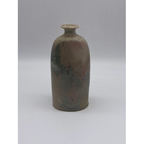 625 - DAVID WHITE STUDIO POTTERY MOTTLED GLAZED VASE AND AN ALAN CAIGER-SMITH COMPRESSED VASE