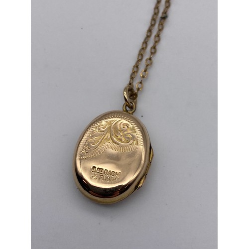 685 - 9CT BACK AND FRONT ENGRAVED LOCKET ON 9CT GOLD TRACE CHAIN AND A 9CT GOLD BAR BROOCH 4.4G OVERALL AP... 