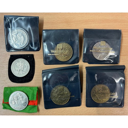 597 - FA CUP WINNERS BADGE COLLECTION, SILVER JUBILEE PROOF COIN SET, WESTMINSTER £5 COINS X 8