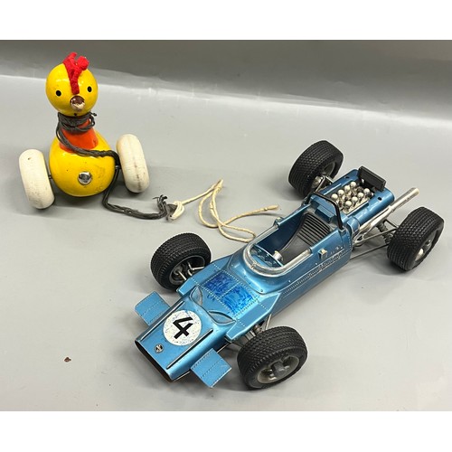 621 - SCHUCO 1074 MARIA FORD FORMULA 1 TOY CAR AND PULL ALONG DUCK