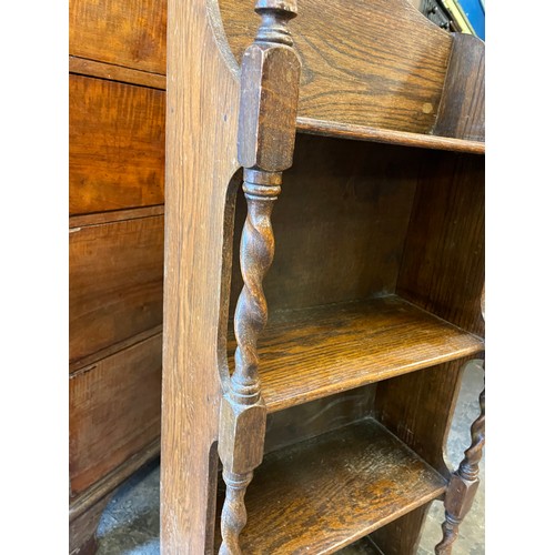 151 - OAK BARLEY TWIST UPRIGHT NARROW BOOKCASE