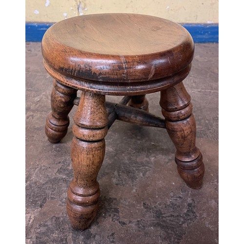 158 - TURNED ELM AND BEECH MILKING STOOL