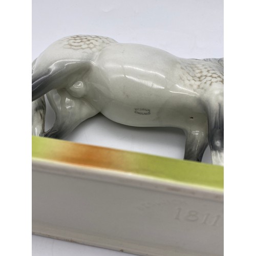 592 - BESWICK 1811 GLOSS GREY AND FOAL FIGURE GROUP