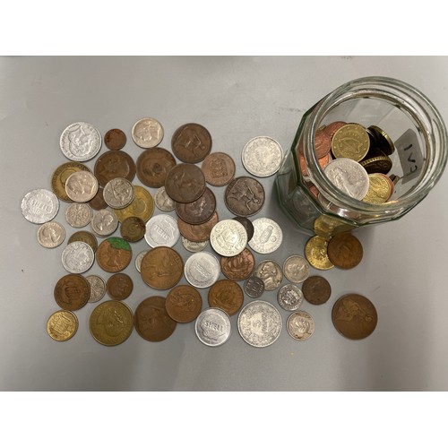 617 - TIN OF GB AND WORLD COINS