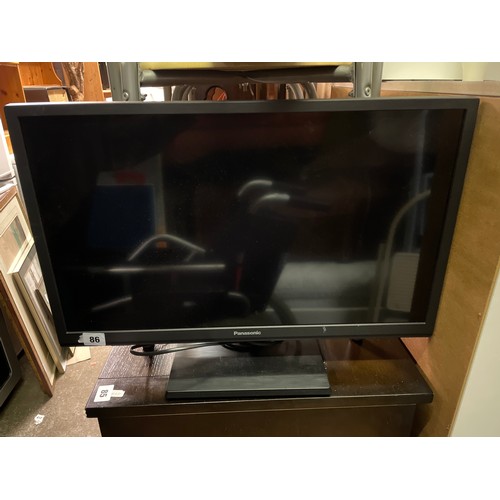 7 - SMALL PANASONIC TV