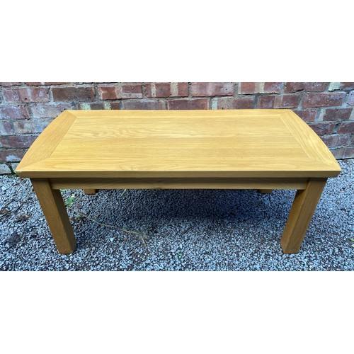 64 - MORRIS LIGHT OAK RECTANGULAR COFFEE TABLE ON SQUARE SECTION LEGS