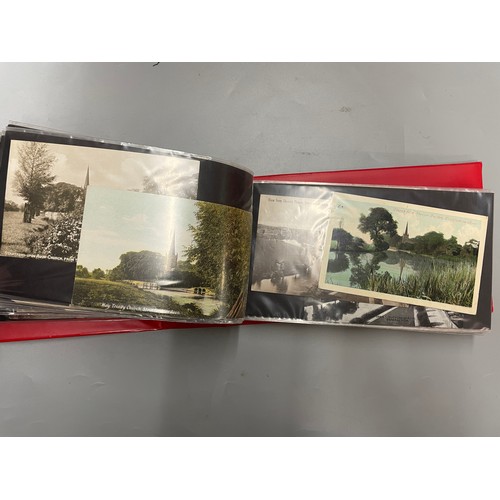 559 - ALBUM OF PICTURE POSTCARDS RELATING TO STRATFORD UPON AVON