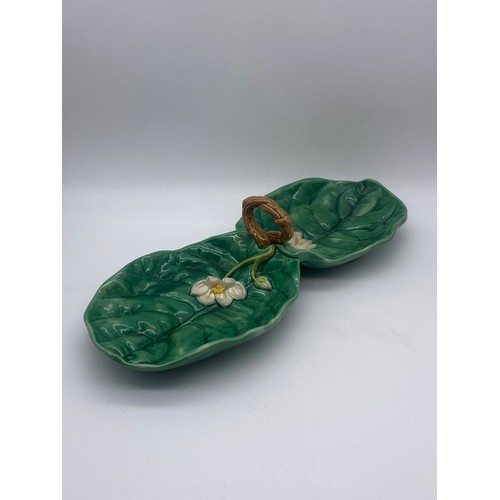 564 - GEORGE JONES 1873 MAJOLICA TWIN LEAF LILY DISH