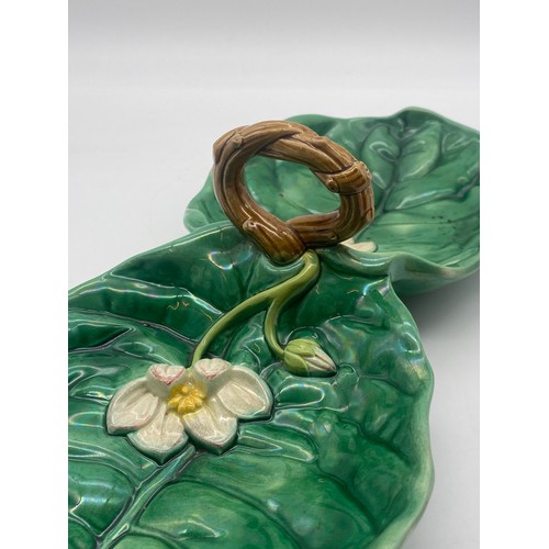 564 - GEORGE JONES 1873 MAJOLICA TWIN LEAF LILY DISH