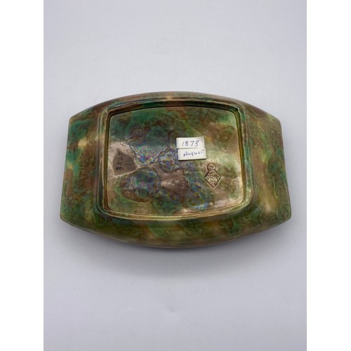 562 - 19TH CENTURY (CIRCA 1873) MAJOLICA BOAT BASED SARDINE DISH