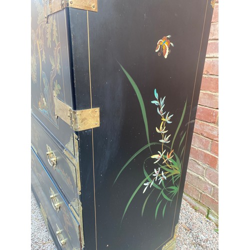 176 - CHINESE BLACK LACQUERED CHINOISERIE CUPBOARD WITH FITTED DRAWERS