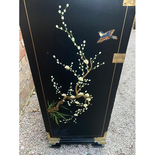 176 - CHINESE BLACK LACQUERED CHINOISERIE CUPBOARD WITH FITTED DRAWERS